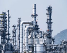 Close,Up,Industrial,View,a,Equipment,Of,Oil,Refining,oil,And,Gas